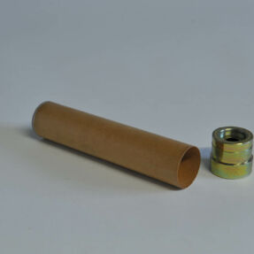 Tube carton filetage métal Cardboard tube with metal thread